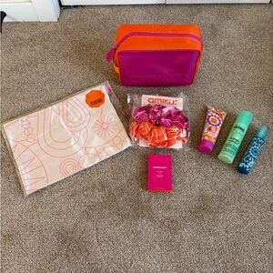 Amika Hair Care Gift Set